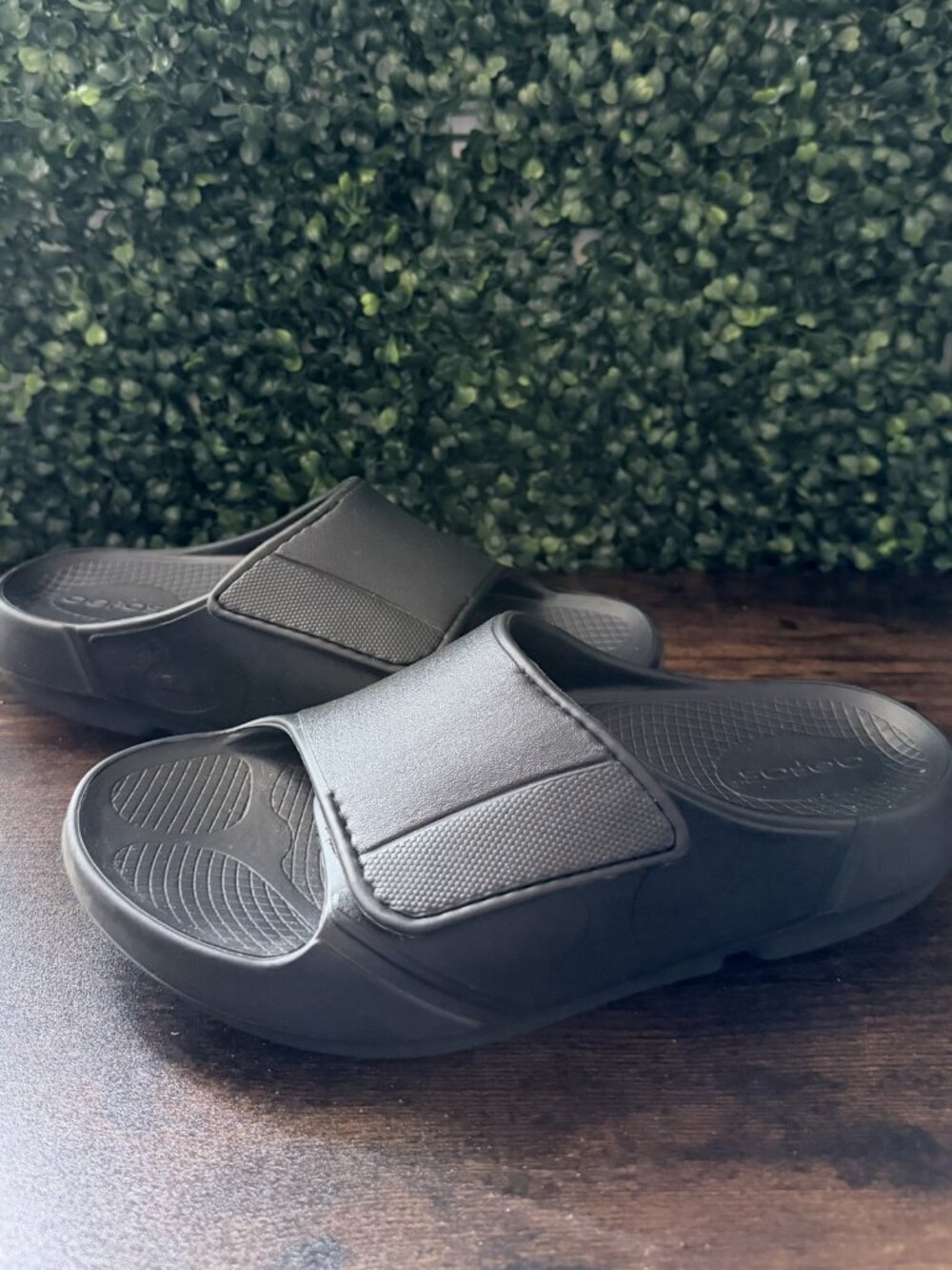 OOFOS OOahh Sport Flex Black Slide Sandals W7 M5 Adjustable Shoes - Picture 2 of 8